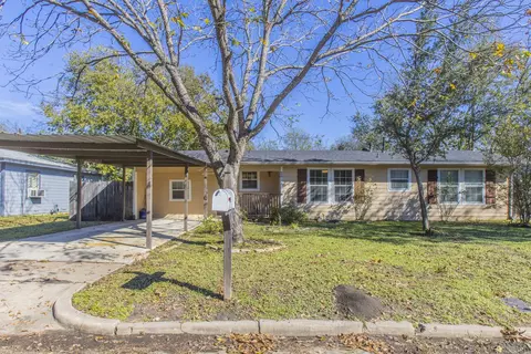 2618 S 24th St, Waco, TX 76706