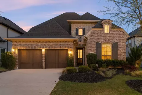 7742 Cooke Dr, Irving, TX 75063
