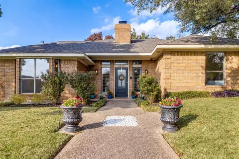 1210 Wiltshire Dr, Carrollton, TX 75007