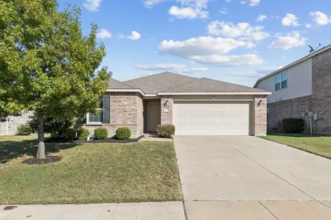 1613 Megan Creek Dr, Little Elm, TX 75068