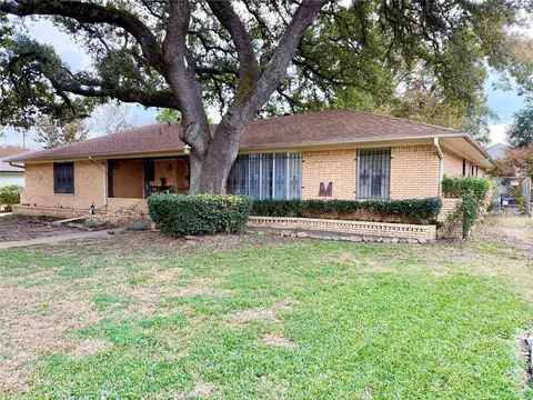 1909 Robin Ln, Garland, TX 75042