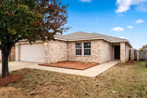 4024 Mantis St, Fort Worth, TX 76106