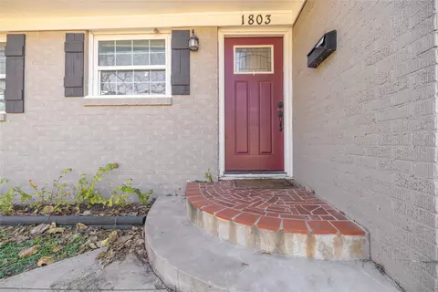 1803 4th St, Brownwood, TX 76801