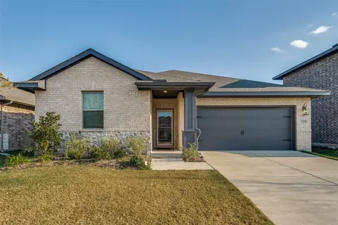 1225 Eagle Mountain Dr, Dallas, TX 75253