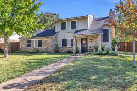 7414 Boisenberry Ln, Dallas, TX 75249