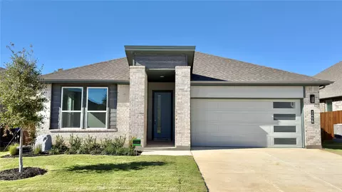 2608 Mccormick St, Denton, TX 76205