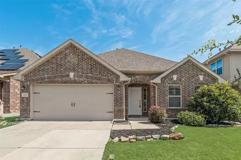 1821 Ridge Creek Ln, Aubrey, TX 76227