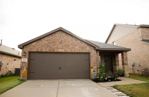 1607 Ackerly Dr, Forney, TX 75126