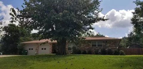 505 Galia St, Bowie, TX 76230