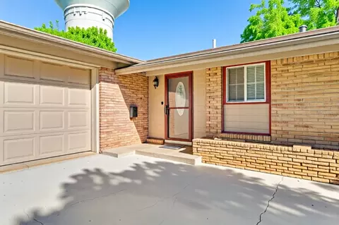 403 E Alexander Ln, Euless, TX 76040