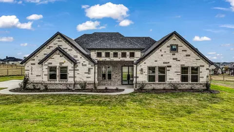 3016 Infinity Dr, Weatherford, TX 76087