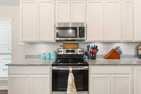 Kitchen - 10204 Driskill Dr, Waco, TX 76708 photo 2 of 4