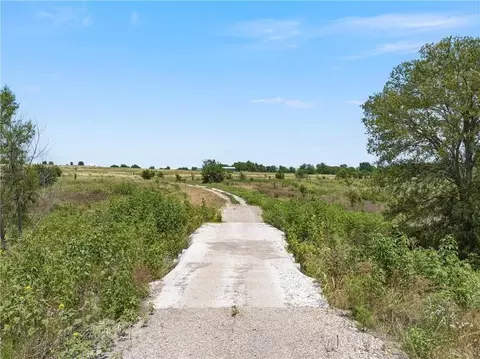 3911 Southwinds Dr, Lorena, TX 76655 photo 5