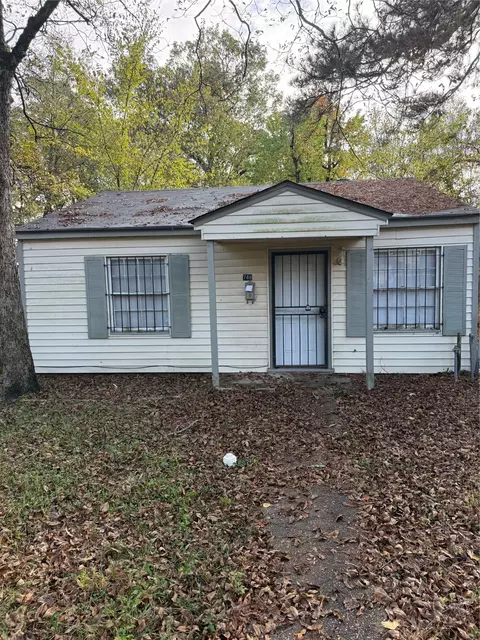 748 W 73rd St, Shreveport, LA 71106