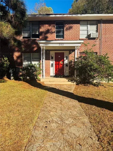 240 Olive St, Shreveport, LA 71104