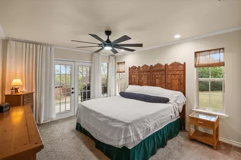 1103 Laramie Ct, Granbury, TX 76048