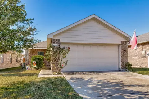 9009 Quarry Ridge Trl, Fort Worth, TX 76244