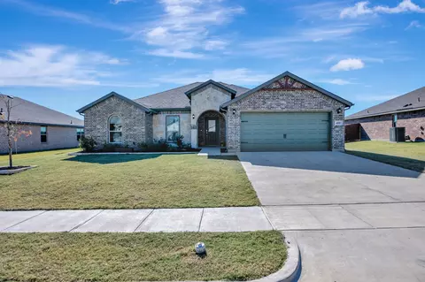 4808 Avion Dr, Sanger, TX 76266