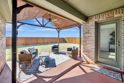 4808 Avion Dr, Sanger, TX 76266