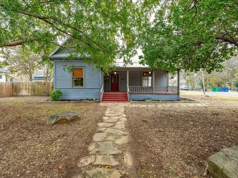 600 Williams St, Waxahachie, TX 75165