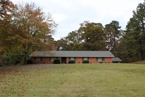 1401 Hinton St, Minden, LA 71055 photo 2