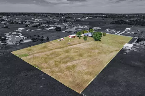 1992 Bledsoe Rd, Gunter, TX 75058