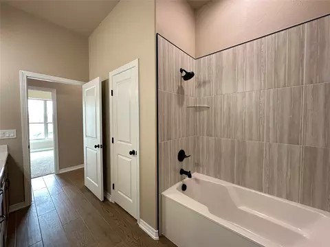 405 Rusty Spur, Lorena, TX 76655 photo 17