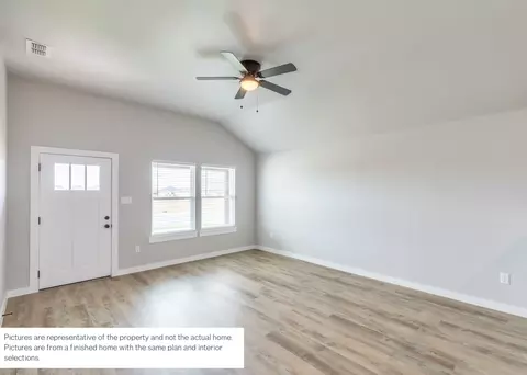 Living - 434 Waterloo Dr, Abilene, TX 79602 photo 1 of 1