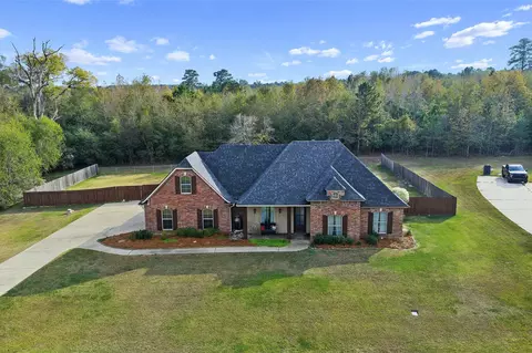 363 Leigh Ln, Stonewall, LA 71078