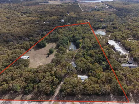 9875 Old Bridge Rd, Terrell, TX 75160