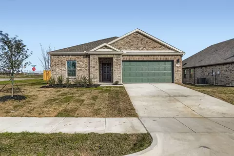 1045 Verde Valley Ln, Crowley, TX 76036