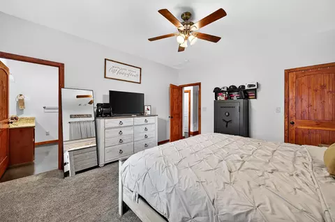 Bedroom - 203 Mockingbird St, Ector, TX 75439 photo 3 of 4