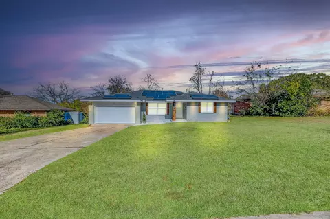 5511 Glen Forest Ln, Dallas, TX 75241