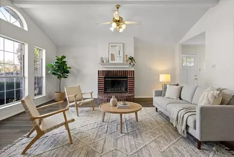 3744 Chaddybrook Ln, Fort Worth, TX 76137