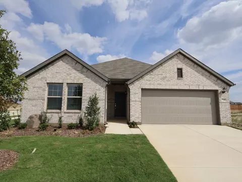 7540 Lavender Ln, Denton, TX 76249