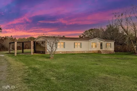 241 Longhorn Dr, Bossier City, LA 71112