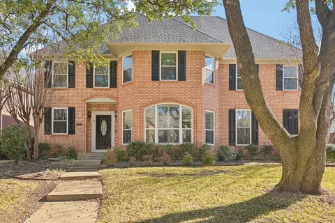 700 Pistachio Cir, Irving, TX 75063