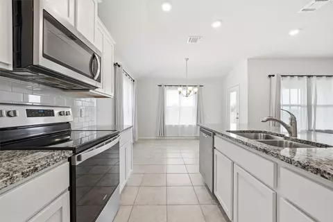 6513 Elephant Butte Dr, Waco, TX 76708 photo 10