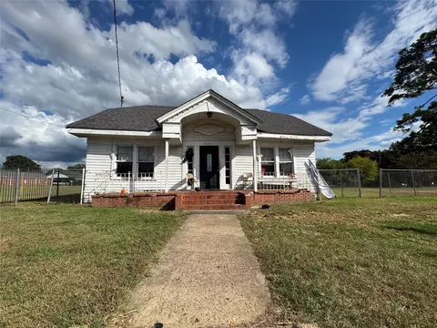 2009 Ringgold Ave, Coushatta, LA 71019