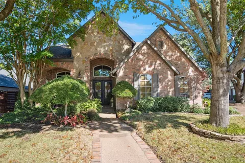 2805 Newburyport Ave, Garland, TX 75044