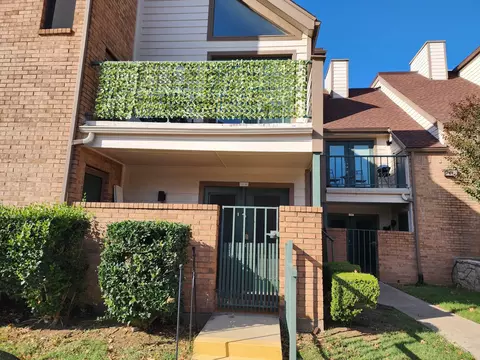 2300 Balsam Dr #G105, Arlington, TX 76006