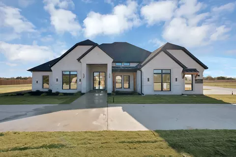 5019 Red Oak Dr, Union Valley, TX 75189