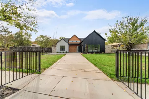 5308 Chippewa Dr, Dallas, TX 75212