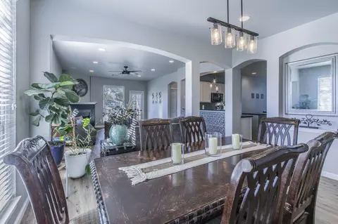 Dining - 10536 Condor Loop, Waco, TX 76708 photo 2 of 3