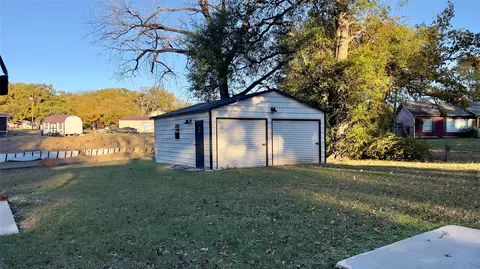 Exterior - 1108 Maloma Ct, Tool, TX 75143 photo 5 of 5