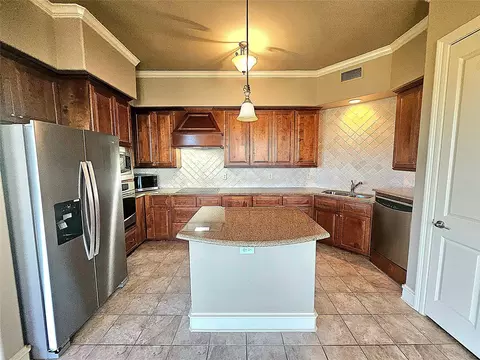 301 Watermere Dr #317, Southlake, TX 76092