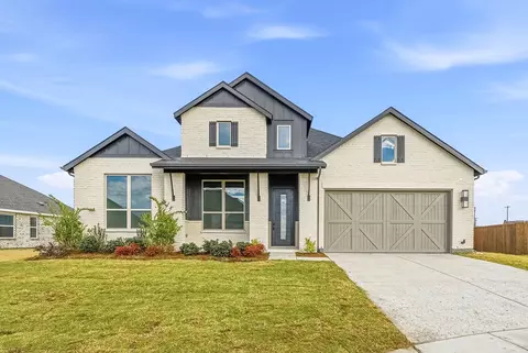 2224 Garnet Dr, Waxahachie, TX 75167