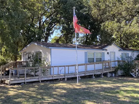 4004 Curry Rd, Arlington, TX 76001