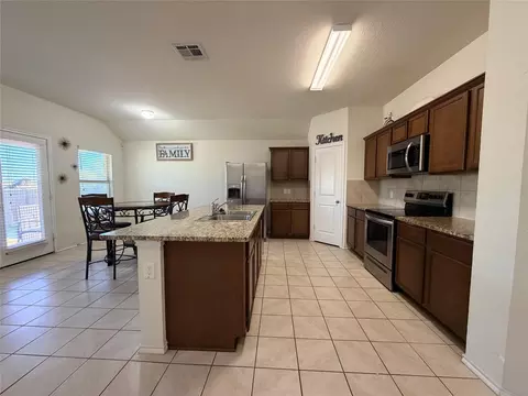 Kitchen - 2203 Vance Dr, Forney, TX 75126 photo 2 of 3