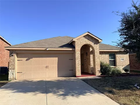 Exterior - 2203 Vance Dr, Forney, TX 75126 photo 2 of 2